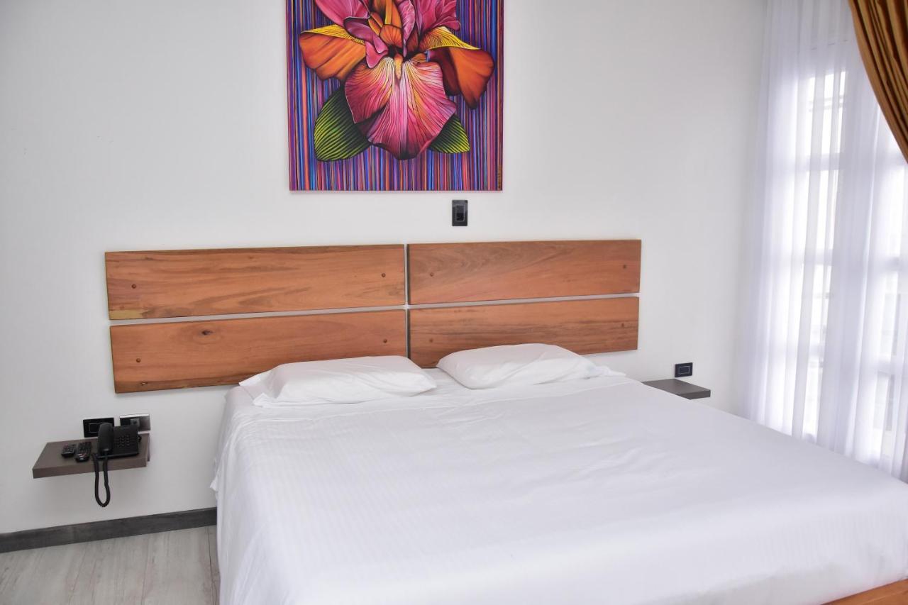 Hotel Válcon Santa Rosa de Cabal Kültér fotó